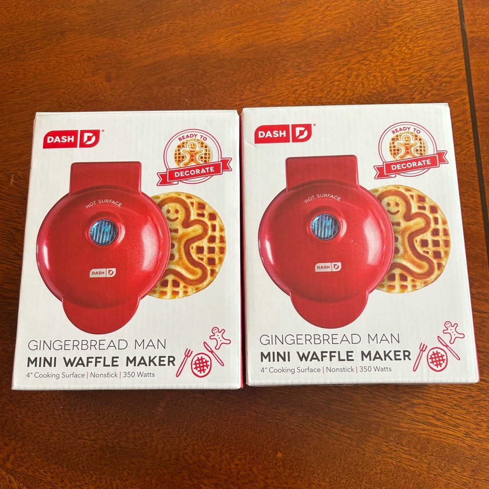 2 Dash Gingerbread Man Mini Waffle Maker